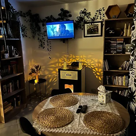 Enklawa Pana Pszczoly Szczytna