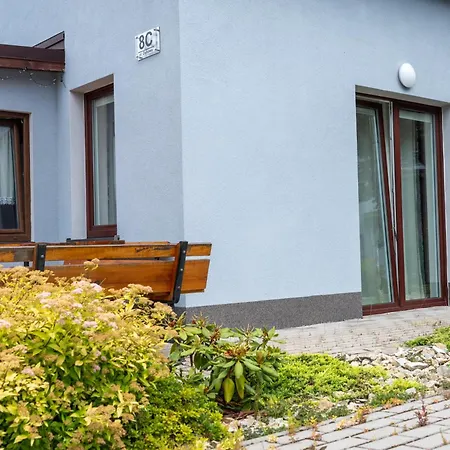 Feriehus Enklawa Pana Pszczoly Szczytna