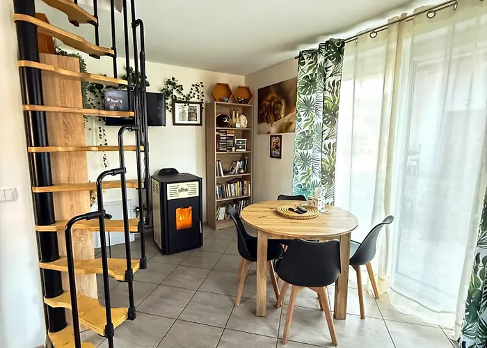 Enklawa Pana Pszczoly Tatil Evi